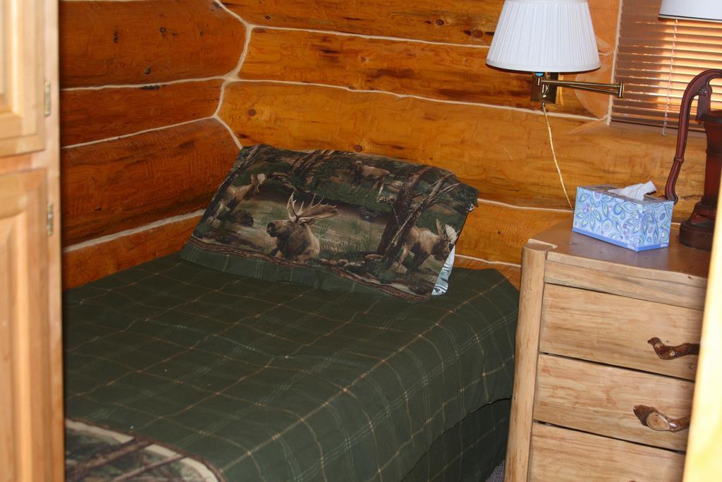 Wise Old Hunter Lodge Anchor Point Zimmer foto
